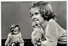 Bambina con bambola usato  Cassano Allo Ionio