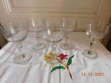 Juego de 5 vasos antiguos cristal de vino tallado facetado ovalado y hojas de palma segunda mano  Embacar hacia Argentina