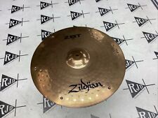 Platillo remachado de 16"" Zildjian ZBT Crash segunda mano  Embacar hacia Argentina