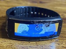 Usado, Relógio fitness Samsung Gear Fit SM-R350 - Tela rachada, ainda funciona comprar usado  Enviando para Brazil