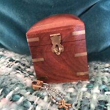 Small wooden money box with metal inlay. Lockable (has original lock & keys).  for sale  TONBRIDGE