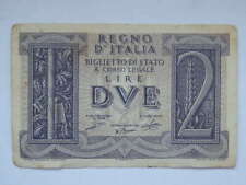Due lire banconota usato  Trieste