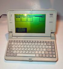 Tandy 1100 portable d'occasion  Expédié en Belgium