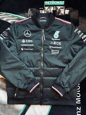 Casaco bombardeiro Mercedes AMG Petronas Tommy Hilfiger 2024 F1 Team Issue G comprar usado  Enviando para Brazil