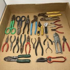 25 peças Lote de ferramentas enferrujadas - Alicates, chaves ajustáveis, recortes, cortadores de fio comprar usado  Enviando para Brazil