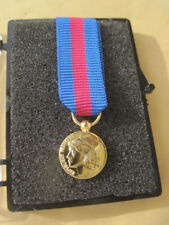 Médaille miniature services d'occasion  Conches-en-Ouche