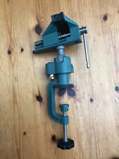 Table top vice for sale  NEWHAVEN