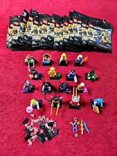 Minifiguras LEGO CMF - DC Super Heroes Series (71026). Juego completo de 16 segunda mano  Embacar hacia Mexico