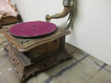 Ancien gramophone incomplet d'occasion  Hesdin