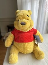 Disney Winnie The Pooh Peluche 12” Oso Sentado con Camisa Roja y Etiqueta segunda mano  Embacar hacia Argentina