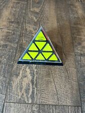 Juguete Rompecabezas Triángulo Pirámide Pyraminx De Colección Años 80 Cubo de Rubik por Tomy, usado segunda mano  Embacar hacia Argentina