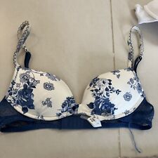 Intimissimi women beautiful for sale  PINNER