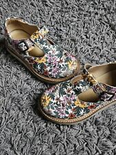 Young soles floral for sale  MANCHESTER