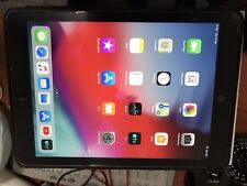 tablet 10 pollici con sim apple iPad Air One usato  Torino