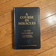 Usado, A Course in Miracles: Volume Combinado (Capa Dura) comprar usado  Enviando para Brazil