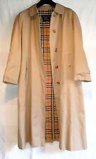 Trench burberry beige d'occasion  Nancy-