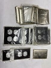 Lote de 13 placas diversas de cobertura de receptáculo, metal e plástico NOVO, usado comprar usado  Enviando para Brazil