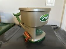 lawn fertilizer spreader for sale  Charlotte