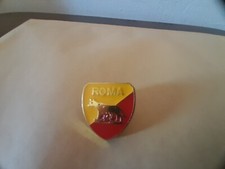 SPILLA PIN VINTAGE FOOTBALL CALCIO ROMA usato  Savona