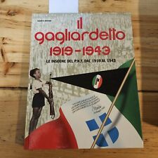 Libro militaria gagliardetti usato  Italia