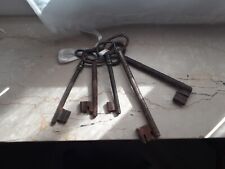 Grandi chiavi antiche usato  Settimo Torinese