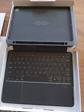 Capa para iPad com teclado comprar usado  Enviando para Brazil