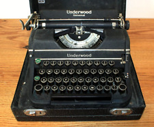 Máquina de escribir universal Underwood vintage con soporte de escritura portátil incorporado en estuche, usado segunda mano  Embacar hacia Argentina