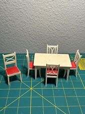 Mesa de Plástico Ideal para Casa de Bonecas com Cinco Cadeiras Conjunto Creme/Vermelho Vintage Usado, usado comprar usado  Enviando para Brazil