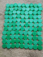 100 green plastic for sale  WAKEFIELD