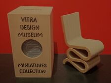 Vitra miniature chair d'occasion  Expédié en Belgium