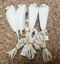 Pacote oficial de fabricante de equipamento original 1 2 ou 4 de nunchucks brancos para Nintendo Wii ou Wii U, usado comprar usado  Enviando para Brazil