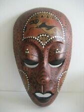 Máscara de Madeira africana. Original, tallado a mano y pintado a mano No4 segunda mano  Embacar hacia Mexico
