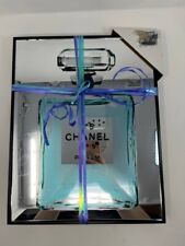 Frasco de perfume azul CHANEL número 5 espelho arte de parede 11,5”x15”, usado comprar usado  Enviando para Brazil