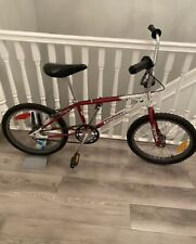 kuwahara et bmx bike. Red and white for sale  Shipping to South Africa