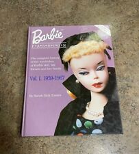 Usado, Moda Barbie: A História Completa dos Guarda-Roupas da Boneca Barbie, Seu Amigo comprar usado  Enviando para Brazil