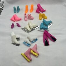 Usado, Lote de sapatos Mattel Barbie patins de gelo lâminas de rolo ajuste salto alto anos 90 Barbie A15 comprar usado  Enviando para Brazil