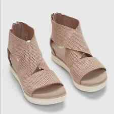 Sandálias plataforma femininas esportivas perfuradas de couro nobuck rosa tamanho 9., usado comprar usado  Enviando para Brazil