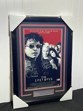 Foto emoldurada 11x17 assinada por Kiefer Sutherland e Jason Patric “The Lost Boys” BAS comprar usado  Enviando para Brazil