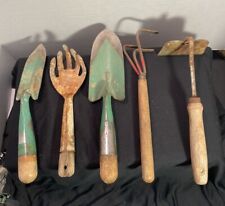 Usado, Herramientas manuales de jardín vintage para rastrillo de 5 espadas segunda mano  Embacar hacia Argentina