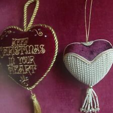 2 Adornos de Corazón Terciopelo Borgoña Oro Bordado Mantenga la Navidad en su Corazón   segunda mano  Embacar hacia Mexico