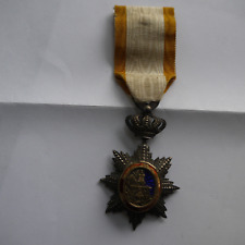 Médaille ordre royal d'occasion  Paray-le-Monial
