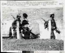 1970 Foto de prensa miembros del ejército del general Pao en lucha contra los rojos, Laos segunda mano  Embacar hacia Argentina