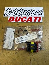 Connecteur ducati 38640121a d'occasion  Verneuil-l'Étang