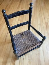 Cadeira infantil antiga de madeira primitiva assento tala original em tinta preta comprar usado  Enviando para Brazil