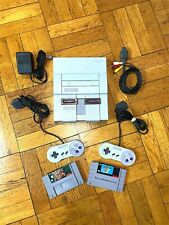 Consola Super Nintendo SNES con controladores OEM + con Mario World y Donkey Kong segunda mano  Embacar hacia Argentina