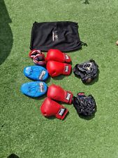 Boxing gloves focus for sale  HEMEL HEMPSTEAD