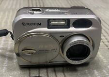 Usado, Cámara digital Fujifilm FinePix 2650 2,0 MP plateada con tarjeta SD de 32 MB - funciona muy bien segunda mano  Embacar hacia Argentina