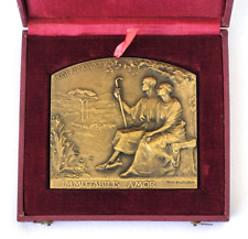 Belle ancienne medaille d'occasion  Le Lavandou