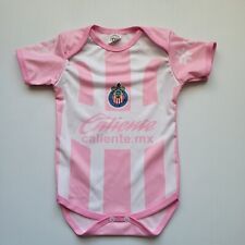 Usado, Camiseta deportiva de fútbol bebé Chivas color rosa, camiseta de fútbol bebé segunda mano  Embacar hacia Argentina