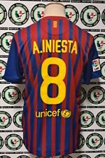 A.iniesta barcelona 2011 usato  Italia